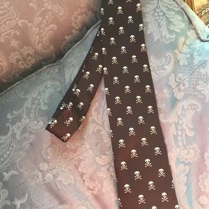 NWT J McLaughlin skull and bones pirate tie